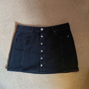 American Eagle Button Up Denim Skirt
